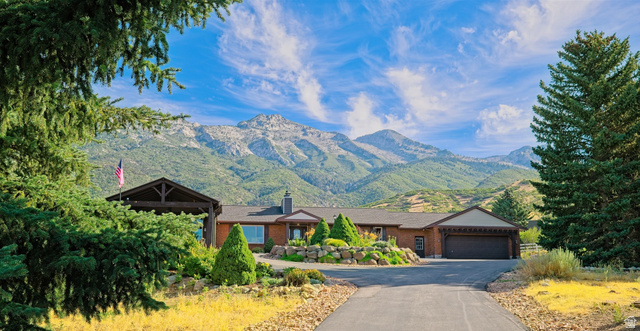 1801 N Fort Canyon Rd
                     MLS #2174674