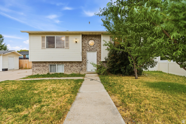 783  Linden Ct
                     MLS #2174702
