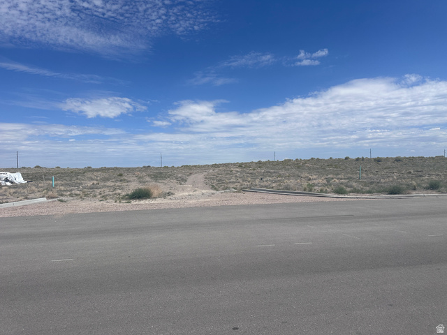 650 E 990 N #8, Delta, UT 84624 — photo 9