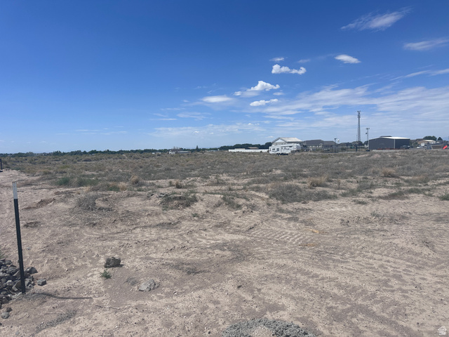 650 E 990 N #8, Delta, UT 84624 — photo 2