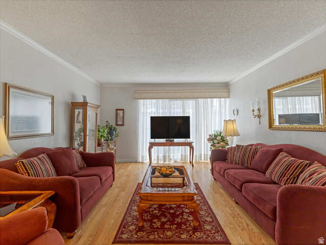62 W Lester Ave #j-27
                     MLS #2174761