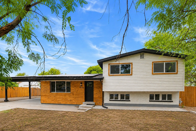 1366 W Parkway Ave
                     MLS #2174820