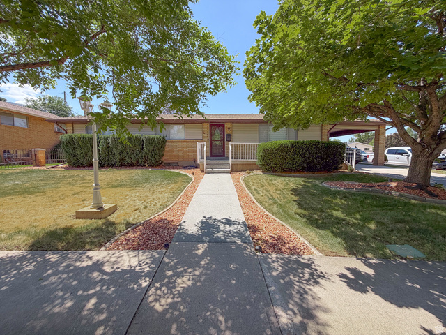 455  Circleway Dr
                     MLS #2174841