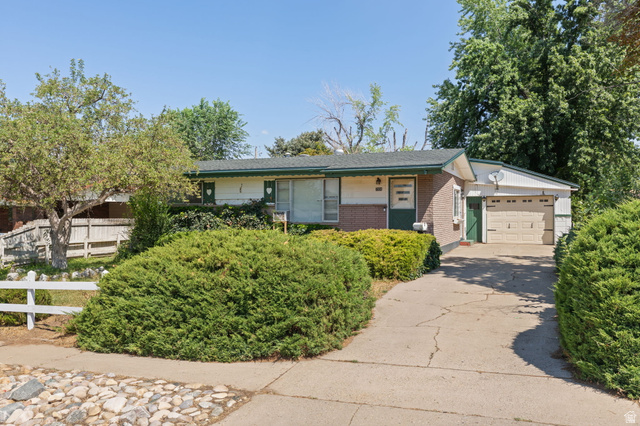 2590 W 5000 S
                     MLS #2174885