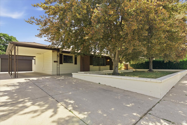 5285 S 4320 W, Salt Lake City UT 84118