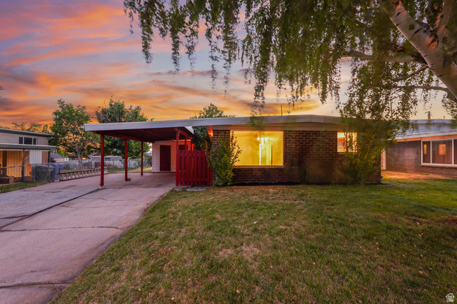 785  Simoron Dr
                     MLS #2174945