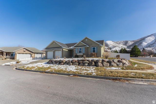 1595 S 50 W
                     MLS #2175006