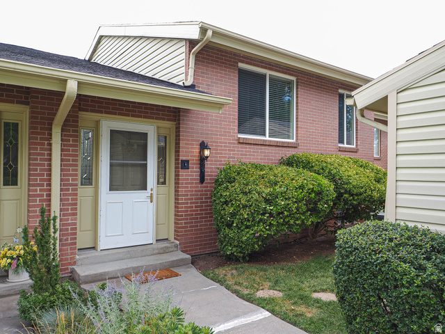 5263 S Spring House Ln
                     MLS #2175049