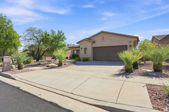 2255 N Prospector Ln E, Washington, UT 84780 — photo 2
