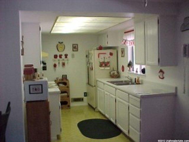 9085 E 1800 S, Huntsville, UT 84317 — photo 6