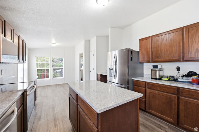 29 W Grover St, Layton, UT 84041 — photo 8