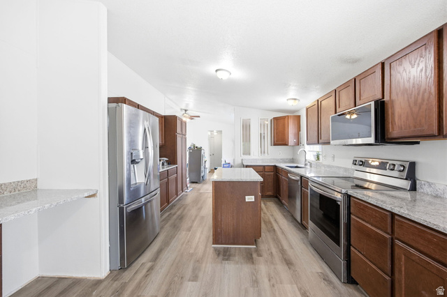 29 W Grover St, Layton, UT 84041 — photo 11