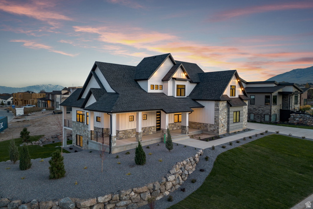 277 E Bennett Ln
                     MLS #2175265