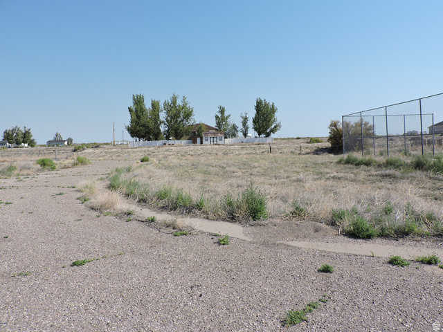 700 E 700 N, Delta, UT 84624 — photo 3