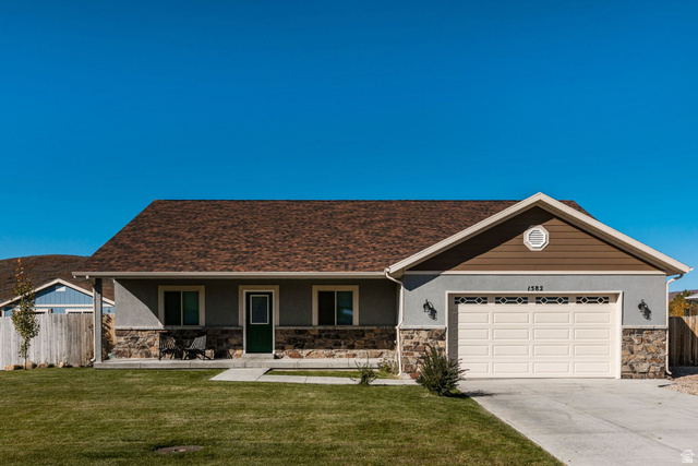 1582 S Uinta View Cir
                     MLS #2175476