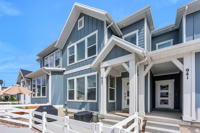 947 W Terracotta Dr
                     MLS #2175481