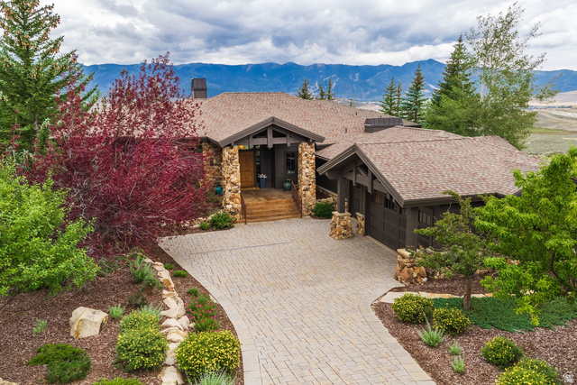 7591 N West Hills Trl
                     MLS #2175566