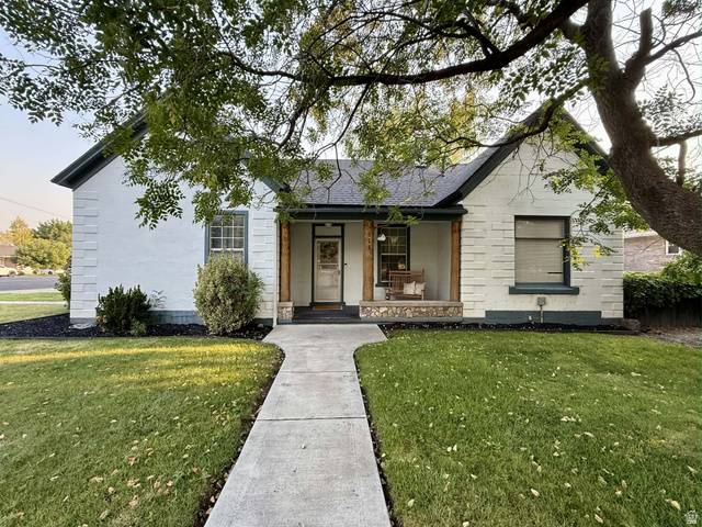 311 E 100 St
                     MLS #2175592