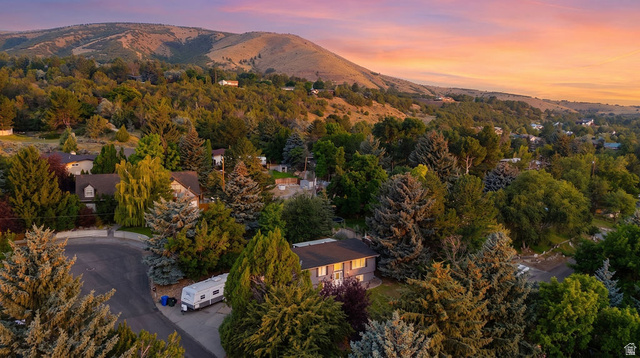 Main photo for 5027  Apache Ave