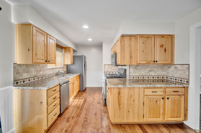 6675 S Cyclamen Dr, West Jordan, UT 84081 — photo 4