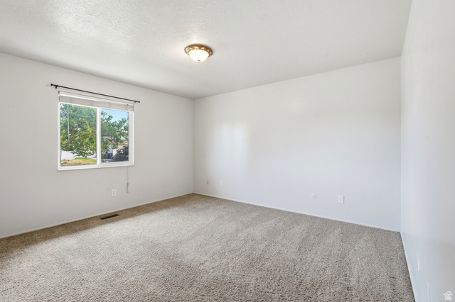 666 W 725 N, Clearfield, UT 84015 — photo 12