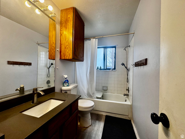 5767 W Dale Amour Dr, Kearns, UT 84118 — photo 8