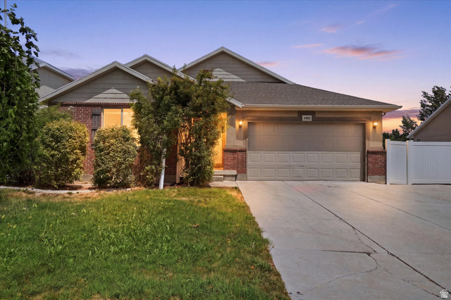 4582 W Black Powder Dr
                     MLS #2175905