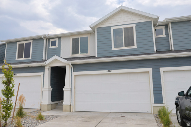 1809 N Blue Iris Ave #1068
                     MLS #2175934