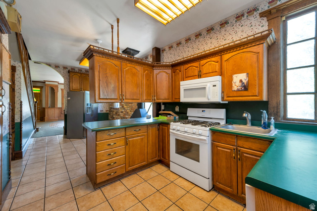 1176 S Lake St E, Salt Lake City, UT 84105 — photo 11