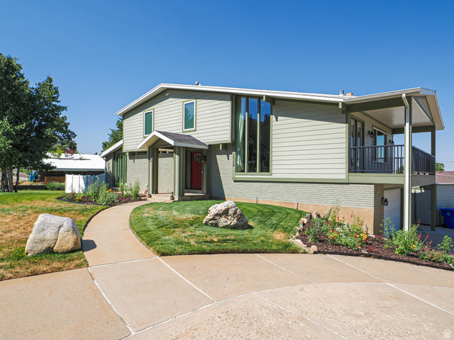 2524 S EDGEHILL DR, Bountiful UT 84010