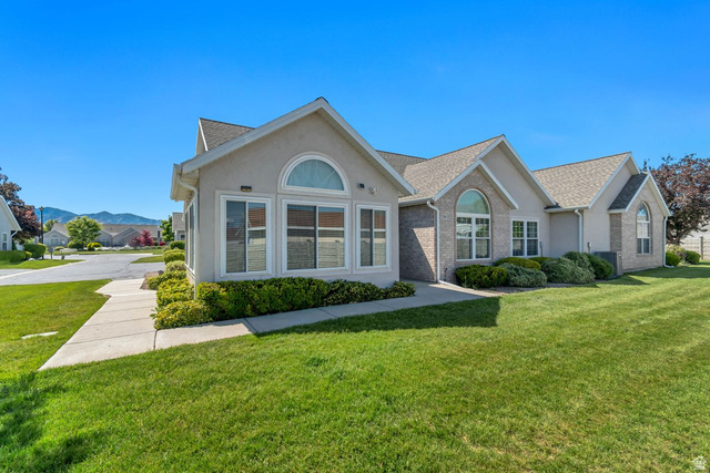 3549 S Villa Dr #d
                     MLS #2176007