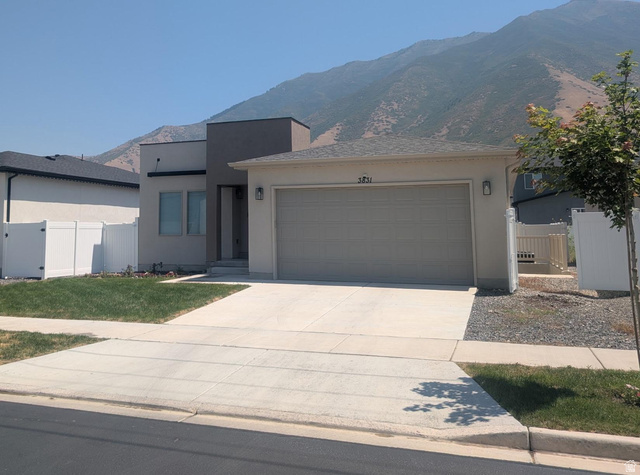 3831 S Powderwood Ln
                     MLS #2176008