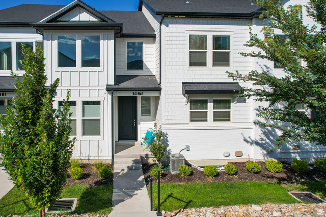 Main photo for 13963 S Wide Ridge Way