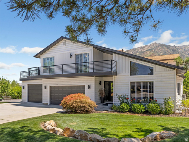 6807 S Pine Rock Cir
                     MLS #2176073