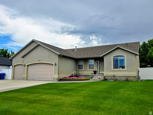 5953 W Silver Saddle Way
                     MLS #2176141
