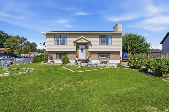 5867 S 2900 W
                     MLS #2176479
