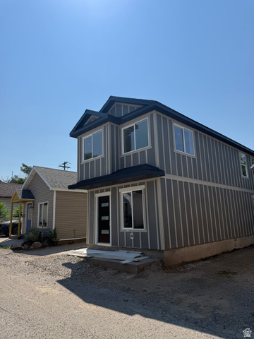 924 E PLACE ST, Salt Lake City UT 84102