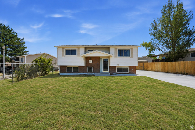 3347 S Sidney Way
                     MLS #2176500