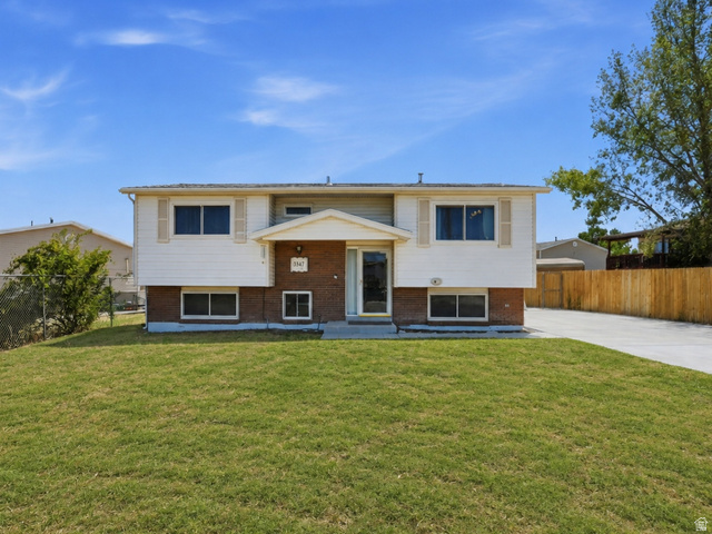 3347 S Sidney Way
                     MLS #2176500