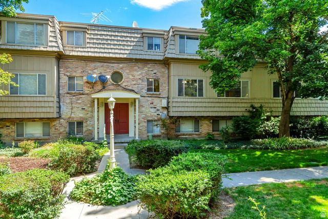 2220 E Murray Holladay Rd #223
                     MLS #2176570