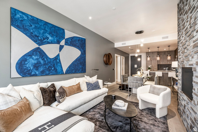 1702 W Glencoe Mountain Way
                     MLS #2176684