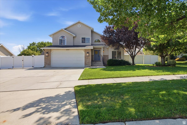 12151 S Andrew View Cir
                     MLS #2176686