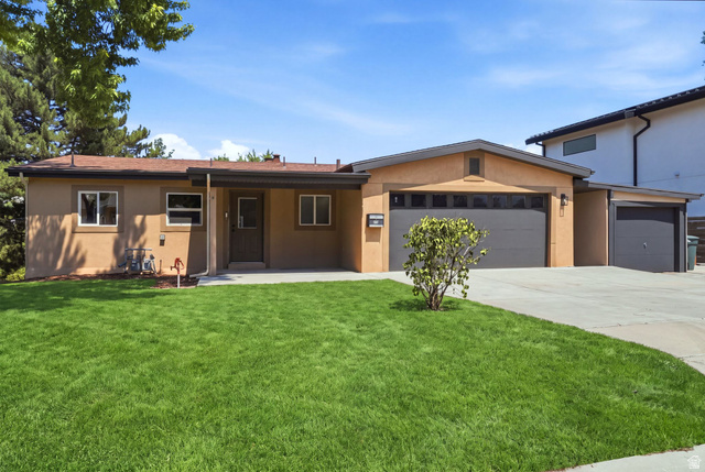 1775 E Rosecrest Dr
                     MLS #2176747