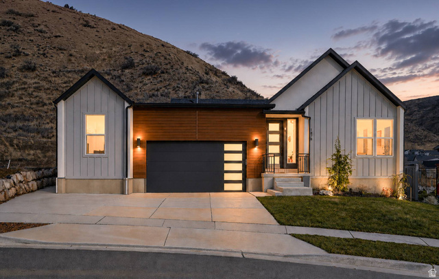 1878 W Chaco Cir
                     MLS #2176786