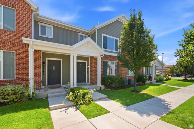 9289 S Castlebury Ct
                     MLS #2176847