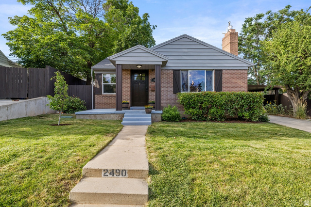 2490 E Commonwealth Ave
                     MLS #2176850