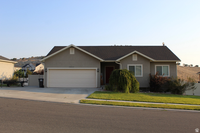 3827 E Pawnee Rd
                     MLS #2176877