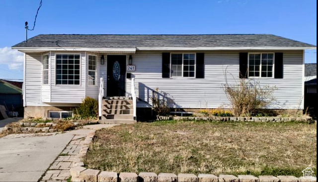 241 E Utah Ave
                     MLS #2176880