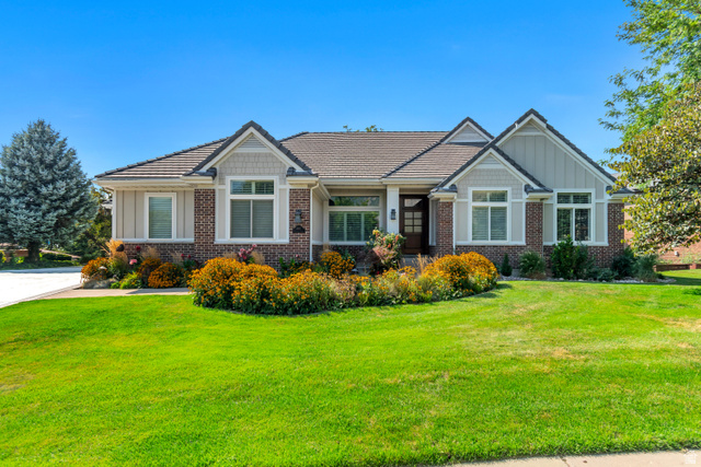 1567  Ridgeview Cir
                     MLS #2176918