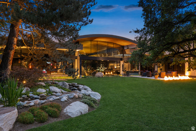 2550 E BRENTWOOD DR, Holladay UT 84121